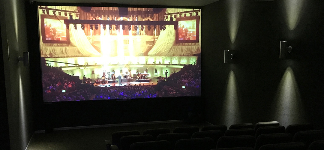 ultra-high-projector-2